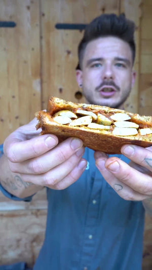 Currywurst-Toast